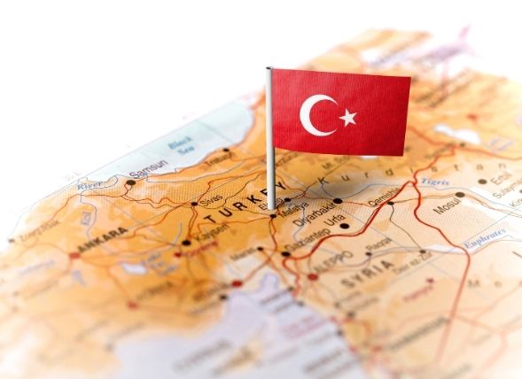 Mapa y bandera de Turquía como país de origen de frutos secos para exportación internacional